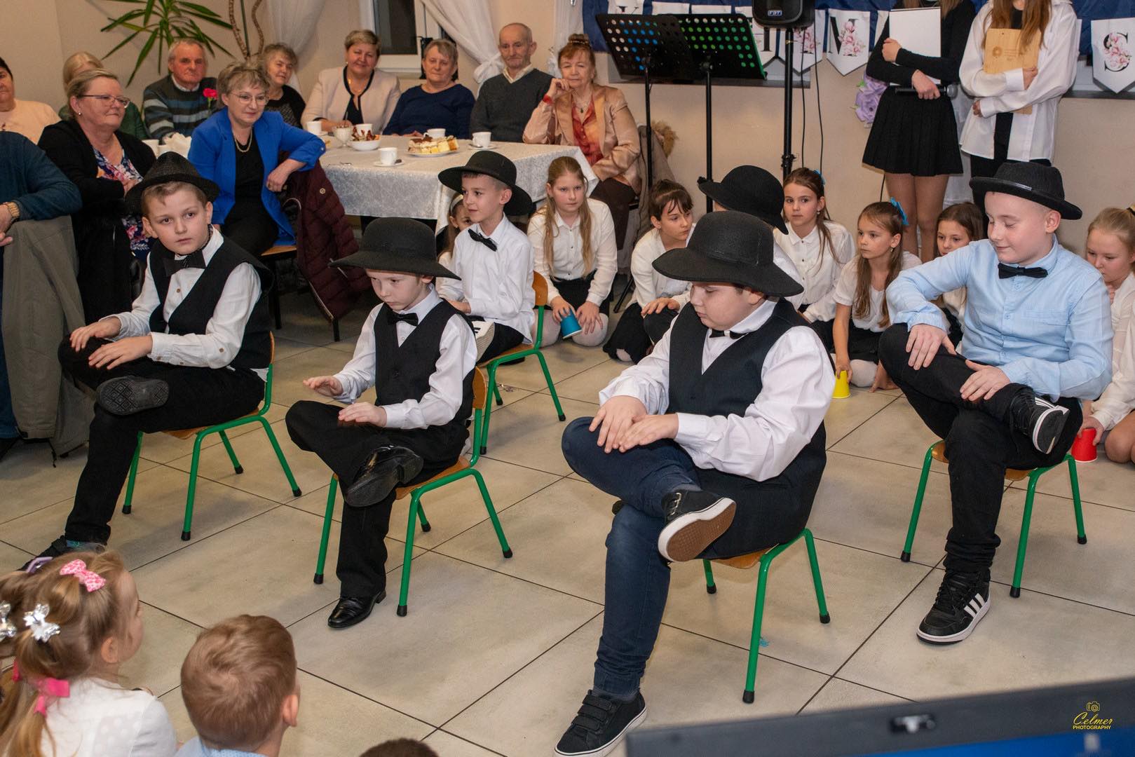 dzień babci 2024